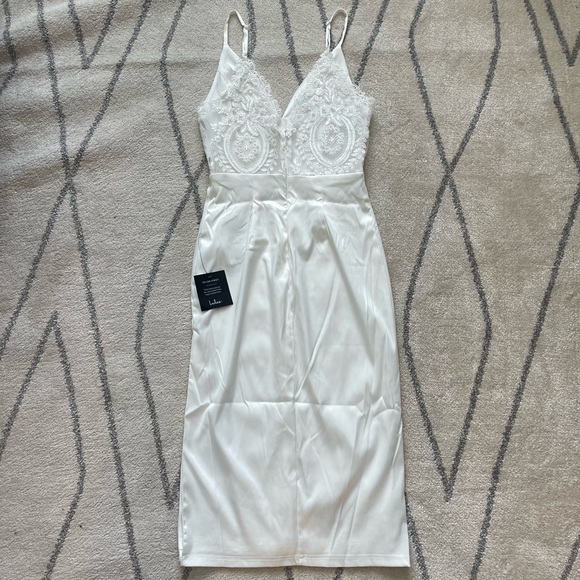 Lulus lace back midi dress - Picture 8 of 8